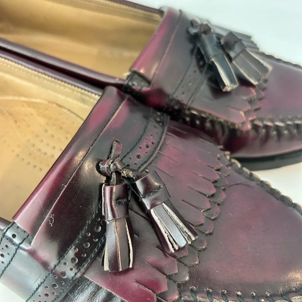 GH Bass & Co Weejuns Niles Men 9 1/2D Leather Tassel Burgundy Loafer Dress Shoe